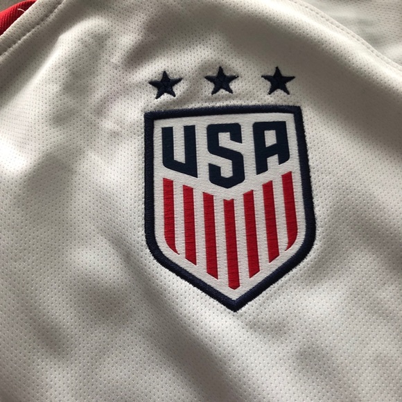 Nike USA women’s soccer jersey 2019 World Cup home - Picture 6 of 6